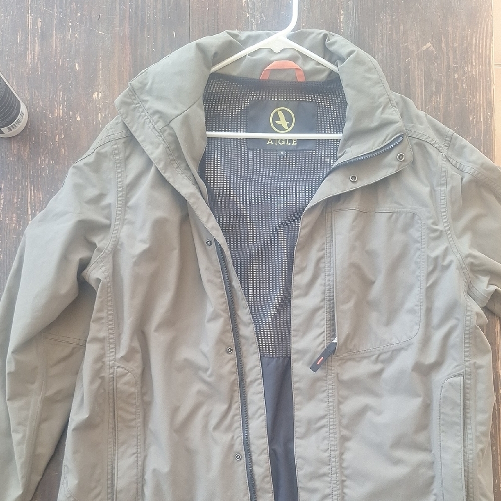 Aigle Men's Army Color Lightweight Jacket Size 36/37